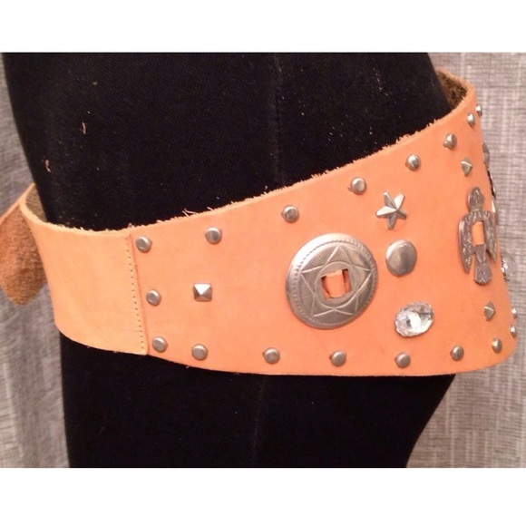 AMERICAN INDIAN CONCHO BELT Vtg Western Southwestern Handmade Leather Studs USA! - Picture 3 of 10